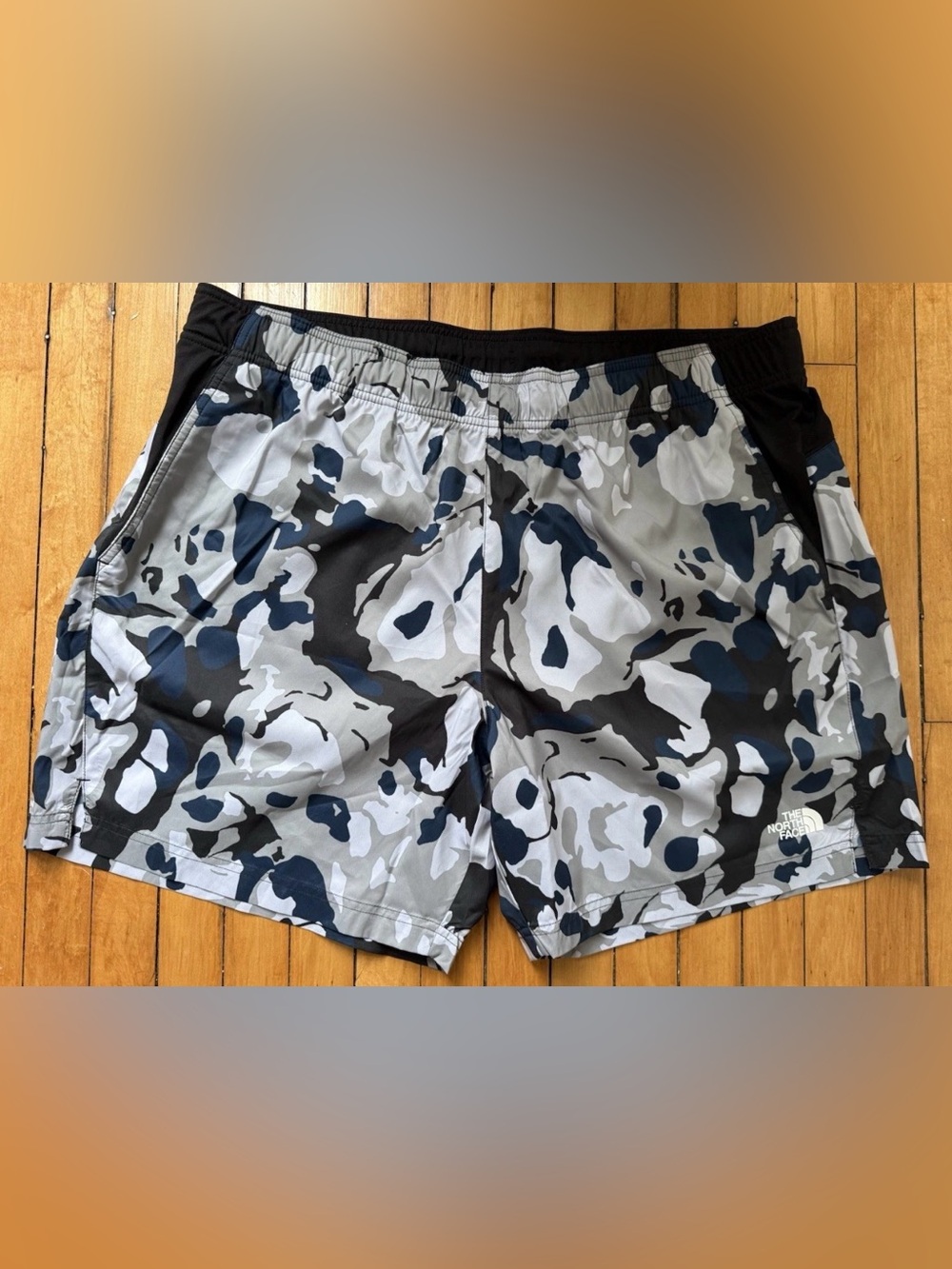 The North Face Men’s Swim Trunks 2XL Regular Camo Gray/Black/Blue Logo